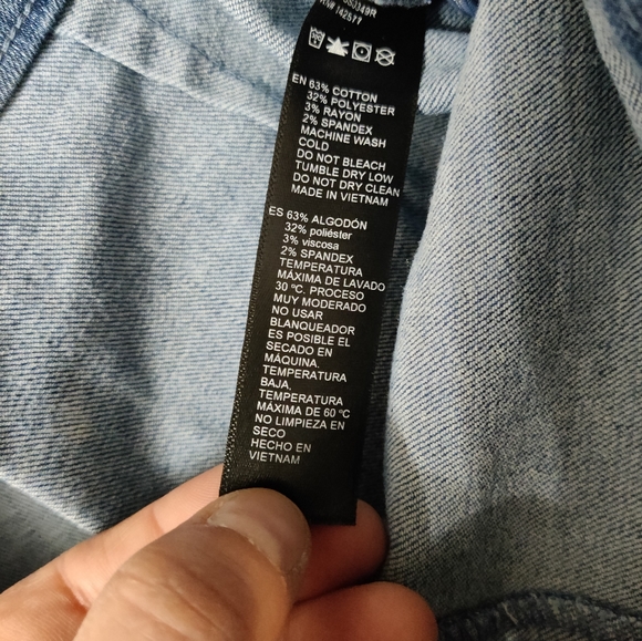 NWT Denim BLVD Belted Denim Wrap Skort - Picture 6 of 6